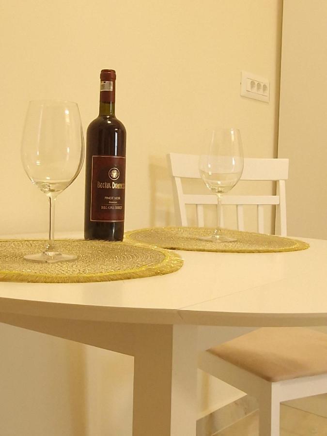 Laroka House Luxury Apartment City Center Universitate 부쿠레슈티 외부 사진